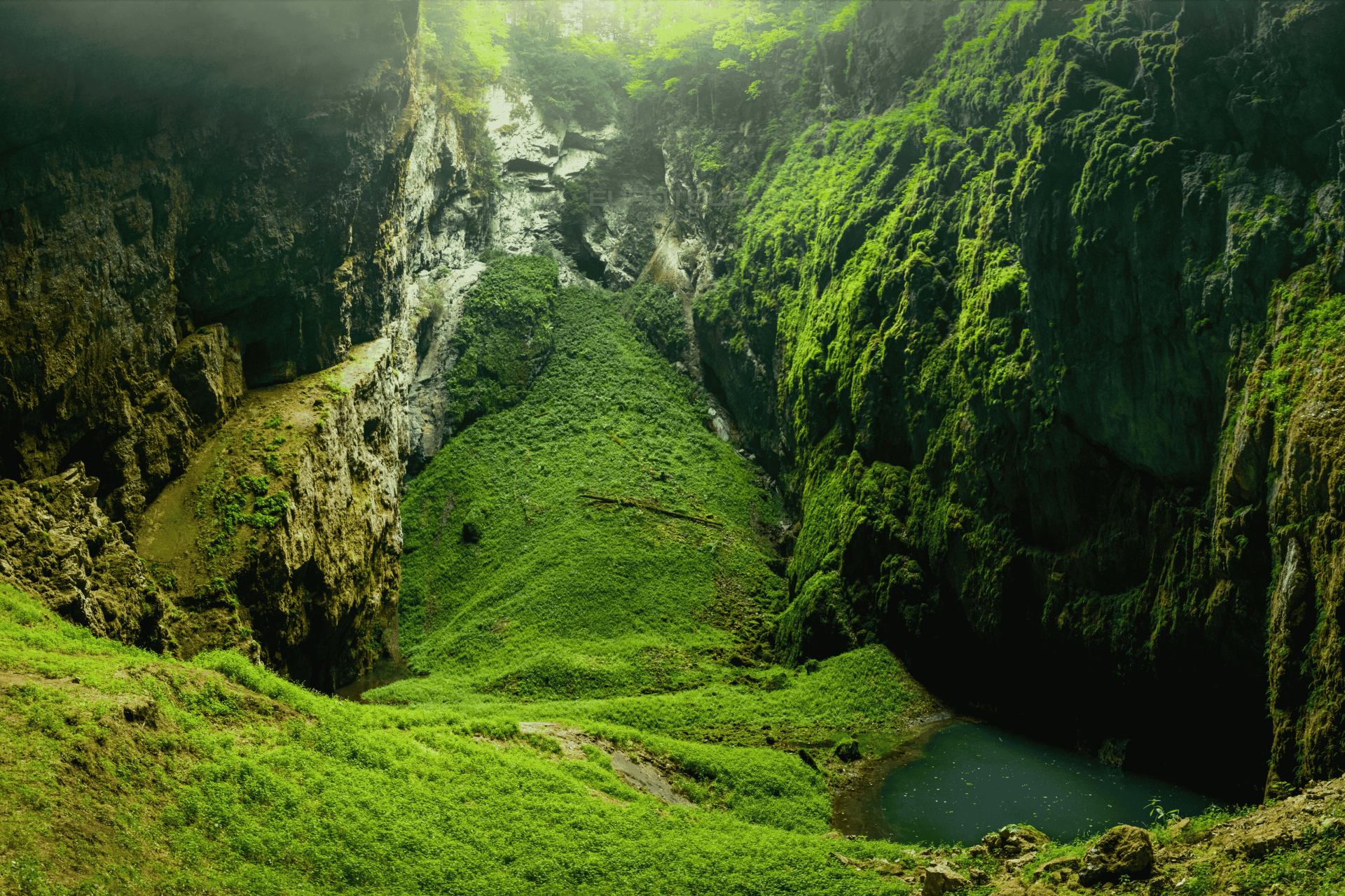 Моравский Крас и замок Леднице 